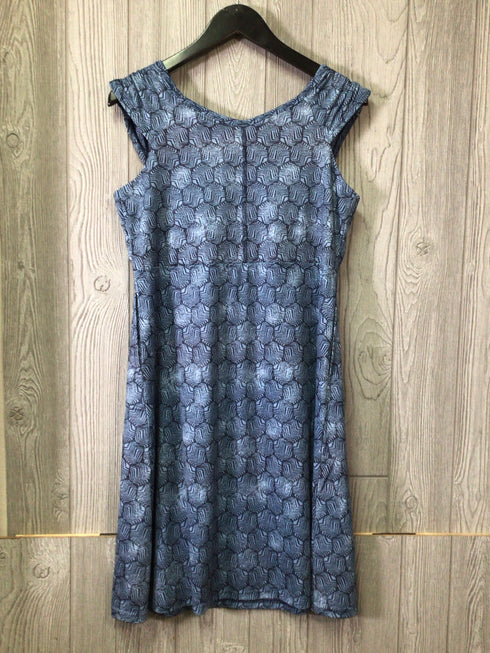 Aventura Dress Size Small New